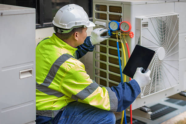 Professional Hvac technician working in Sparta, OH